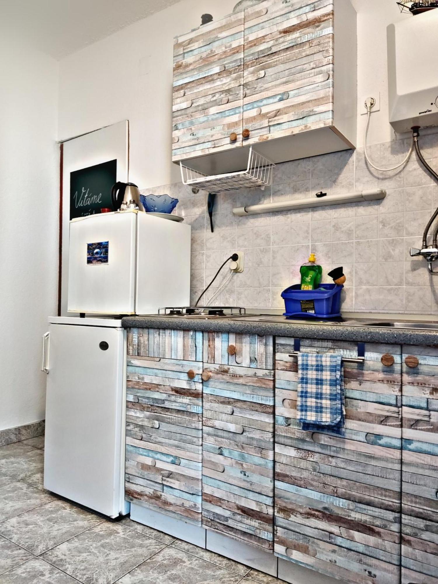 Apartments Manuela Igrane Zewnętrze zdjęcie